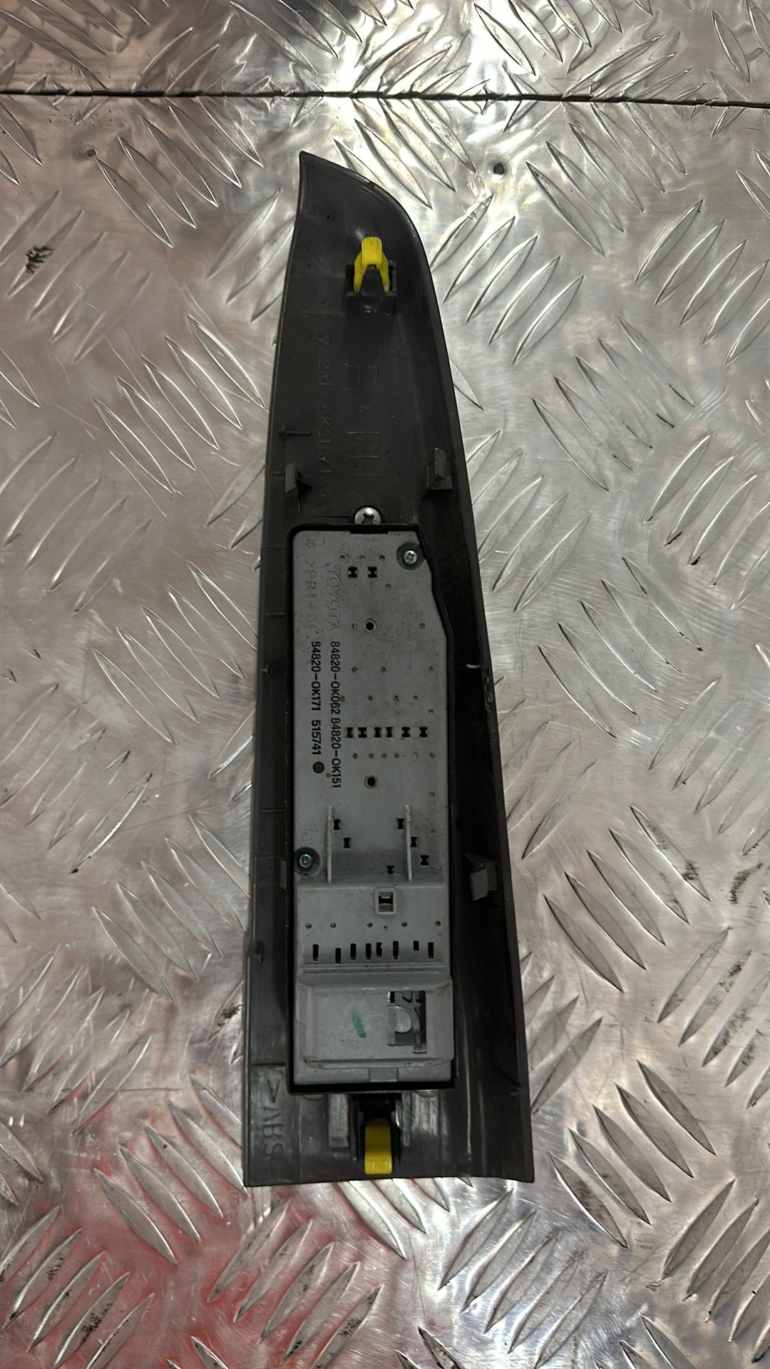 Toyota Hilux- Master Power Window Switch PN: PBT-GF30