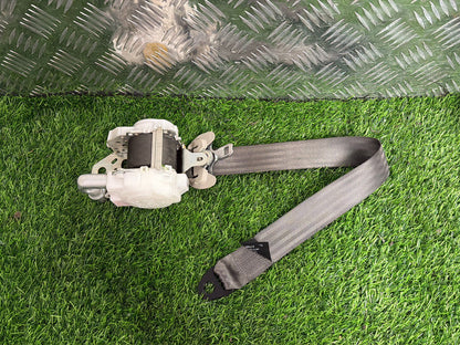2009 - 2015 Toyota Prius Right Front Seat Belt 347660