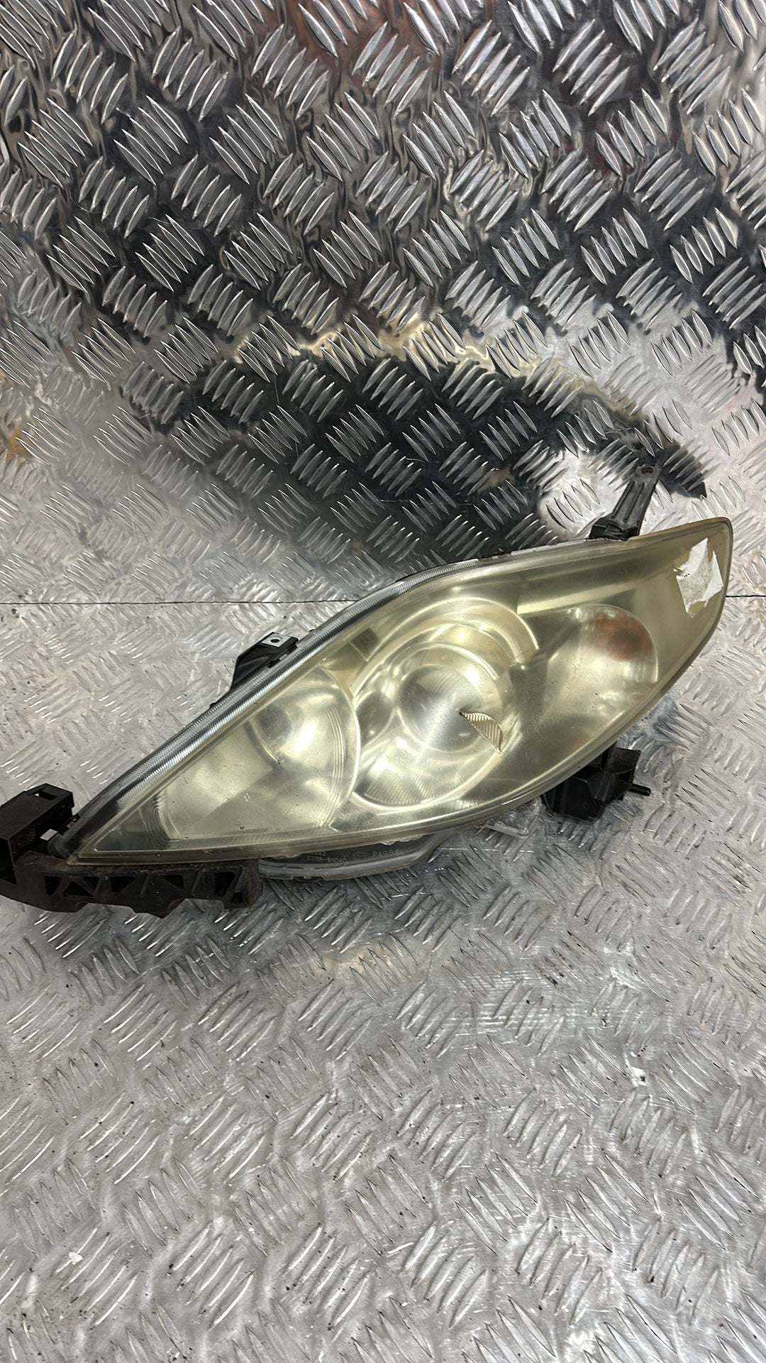 2005-2010 Mazda, Toyota Mark X, Mazda5 Left Headlight P4998L
