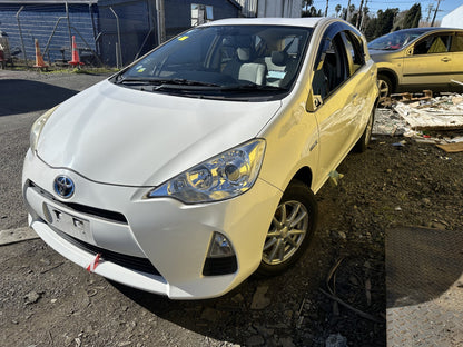 2012 Toyota Aqua Hybrid NHP10