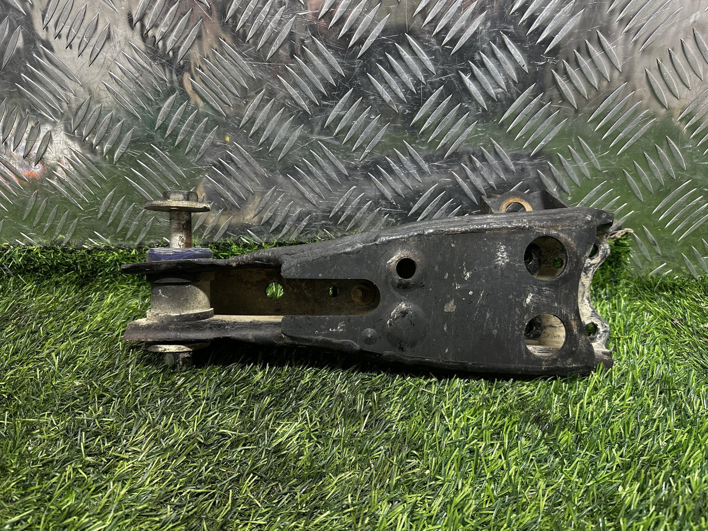 2004-2019 Toyota Hiace H200 - Right Front Lower Control Arm PN: WIDE BODY