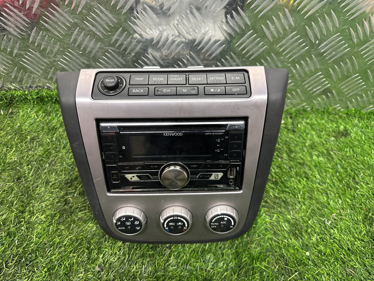 2002-2007 Nissan Murano Z50 - Stereo Head Unit PN: YJ5-151M-01