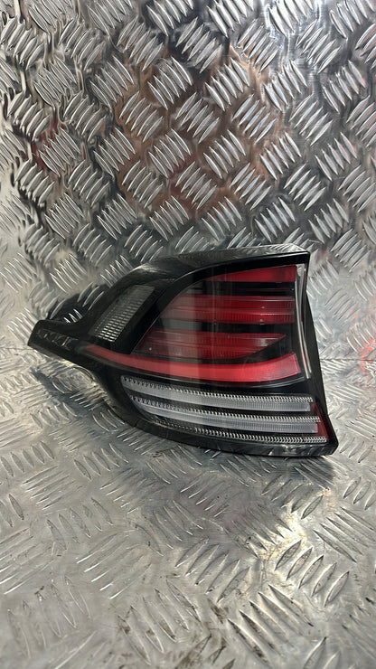 2022-2024 Kia Sportage Left Taillight 92401-P1