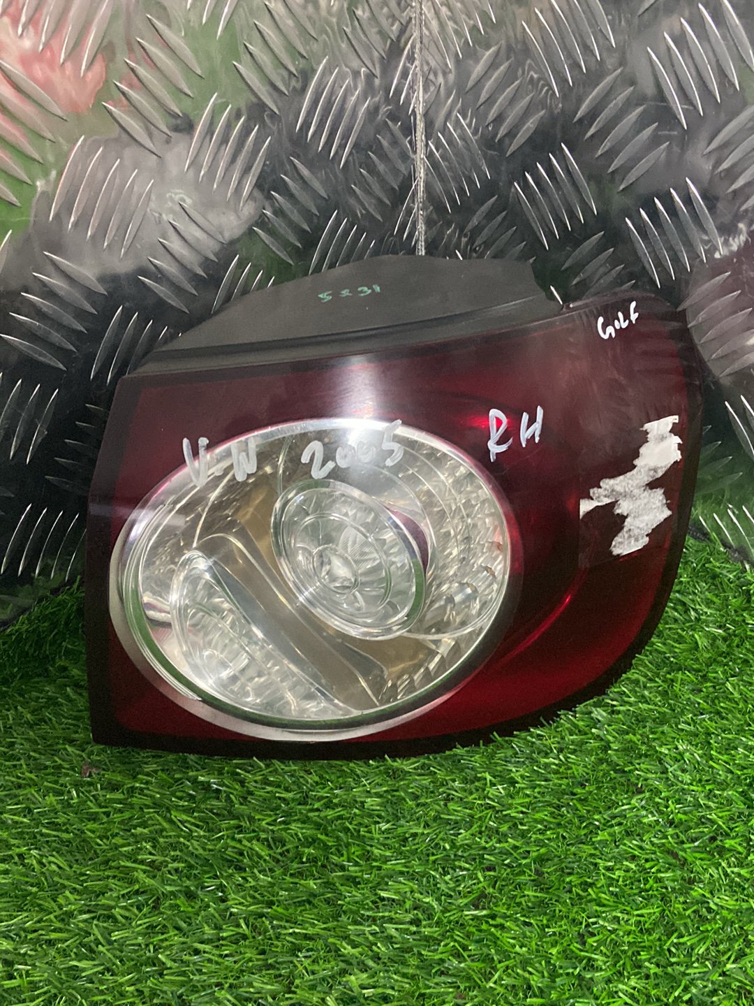 2005 - 2008 Volkswagen Golf Plus Right Taillight 5M0945096K