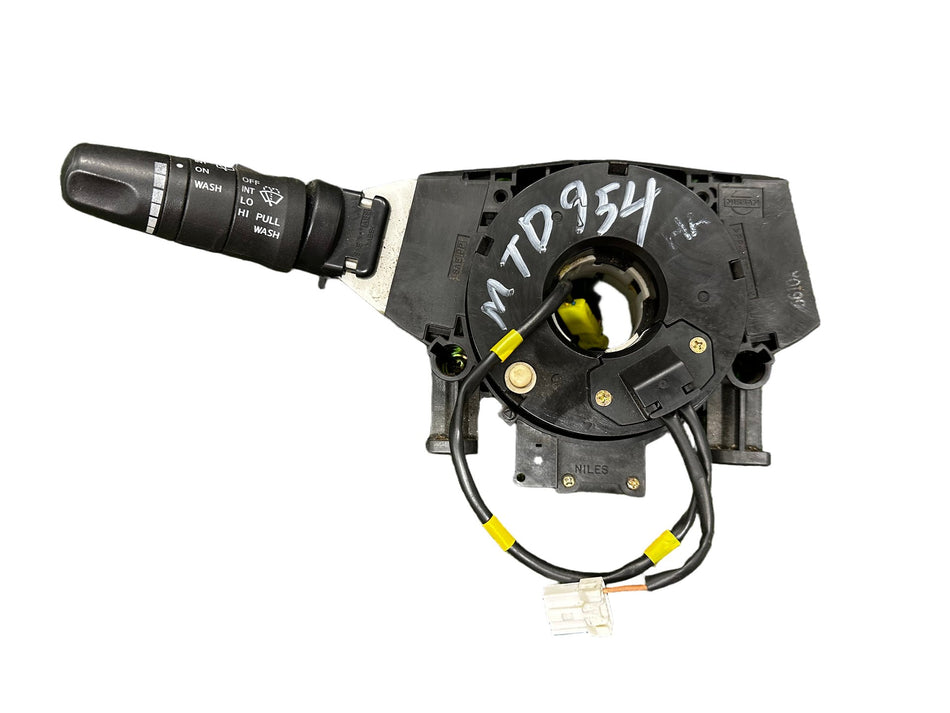 2015 Hyundai Santa Fe DM - Left Combination Switch PN: