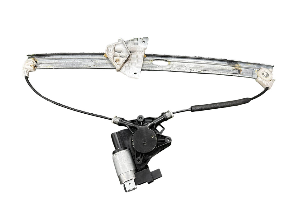 2010 Mazda CX-7 ER - Right Front Window Regulator/Motor PN: 6 PIN