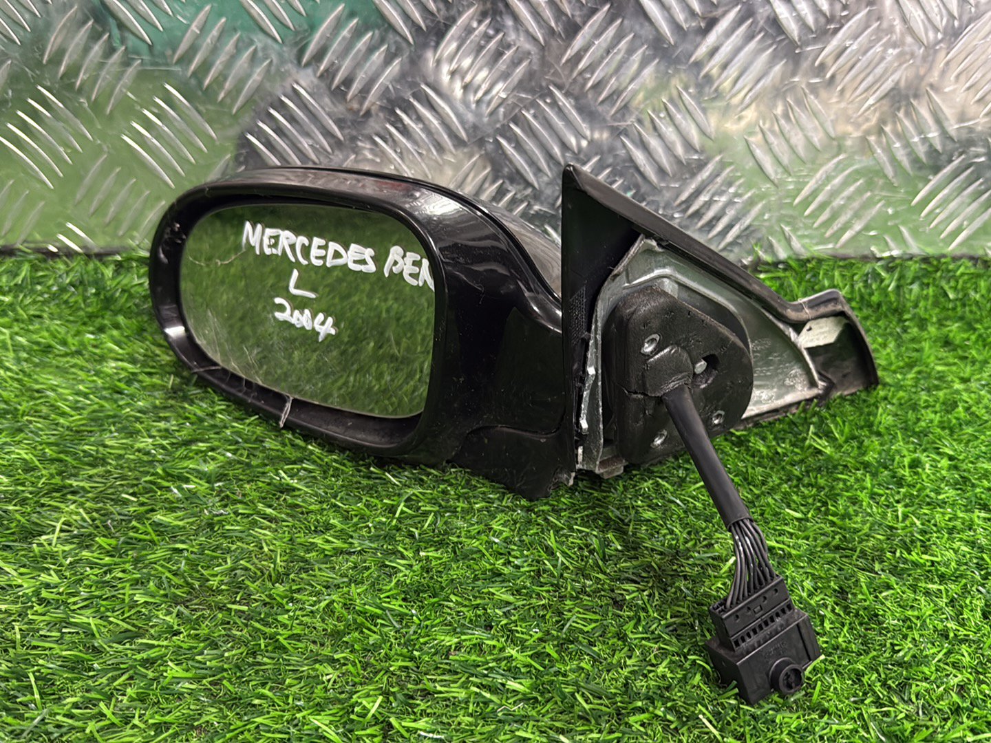 2004 Mercedes-Benz CLK320 Left Door Mirror 9 Wire