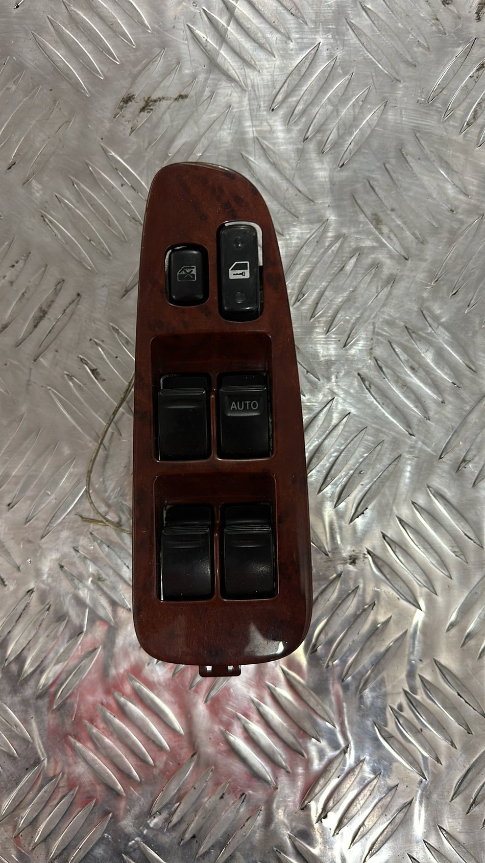2000 - 2005 Toyota Estima Master Power Window Switch