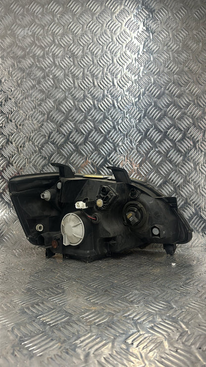 2001-2007 Toyota Noah Left Headlight 28-181