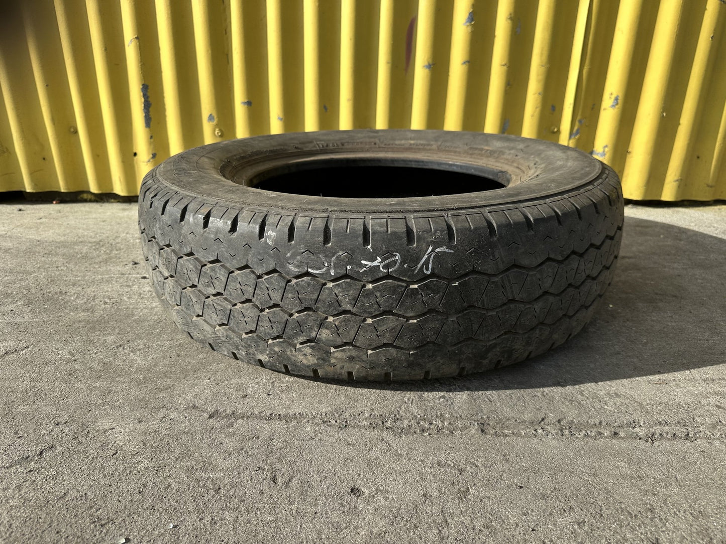 - Tyre PN: 205/70/15 C
