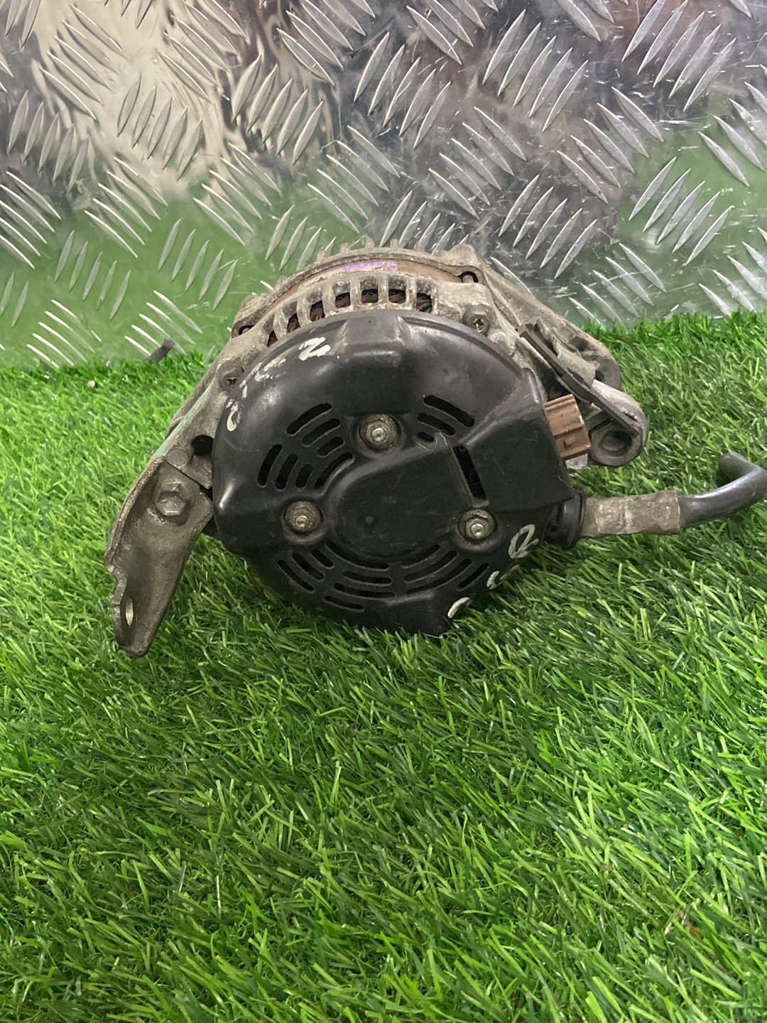 Lexus GS300 Alternator 2706031050 / 104210-4670