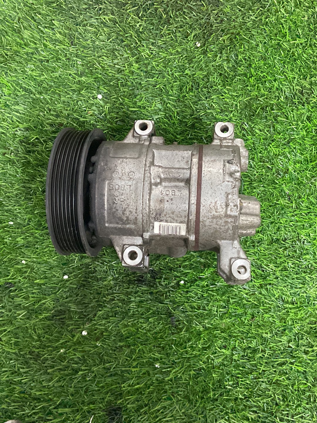 Toyota Avensis A/C Compressor 447220-9393