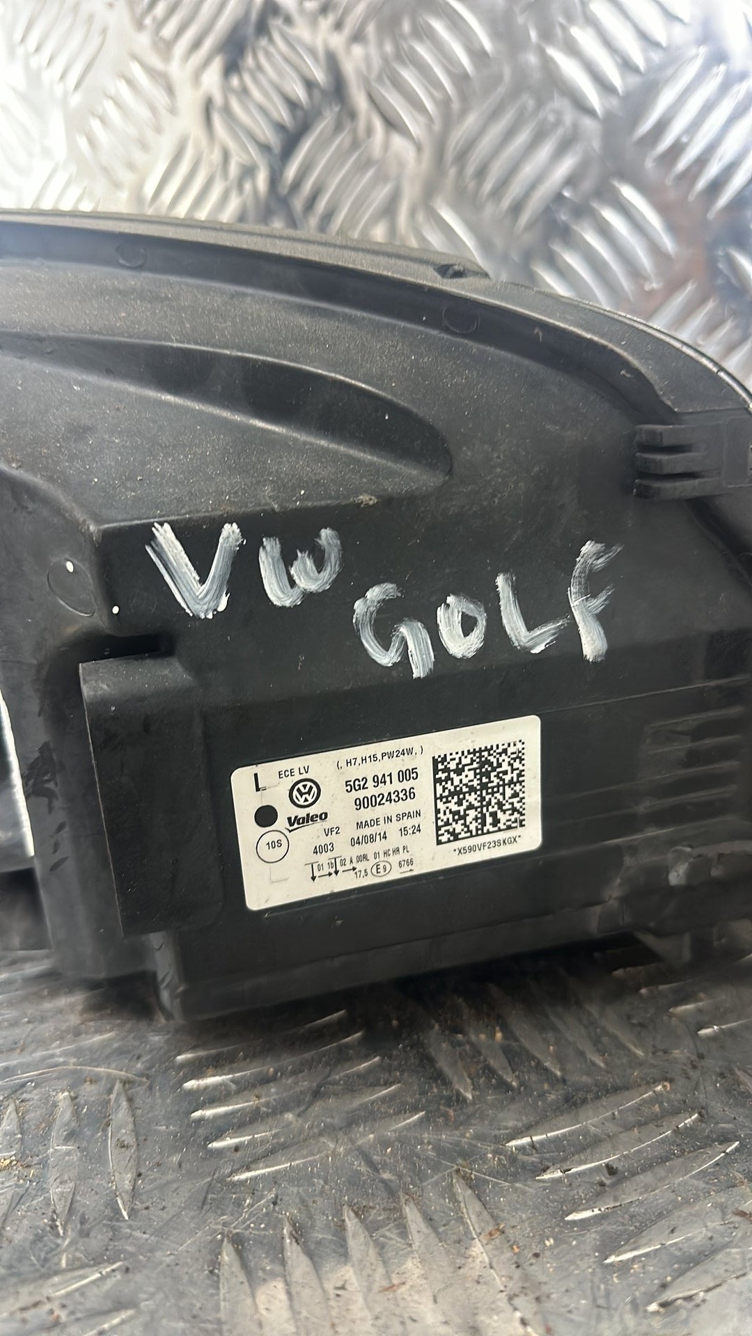 2013-2016 Volkswagen Golf- Left Headlight PN: 5G2 941 005