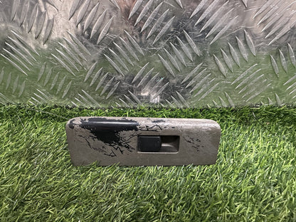 2004-2015 Nissan Navara D40- Right Rear Window Switch PN:
