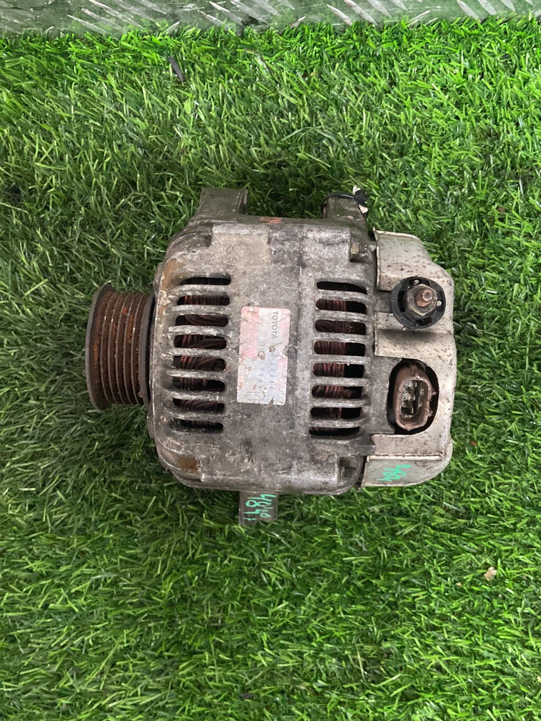 Toyota Camry Alternator 2706020080