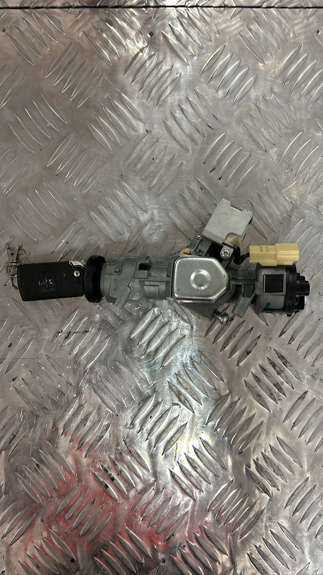 2003-2009 Mazda Axela BK*- Ignition With Key PN: SL-37