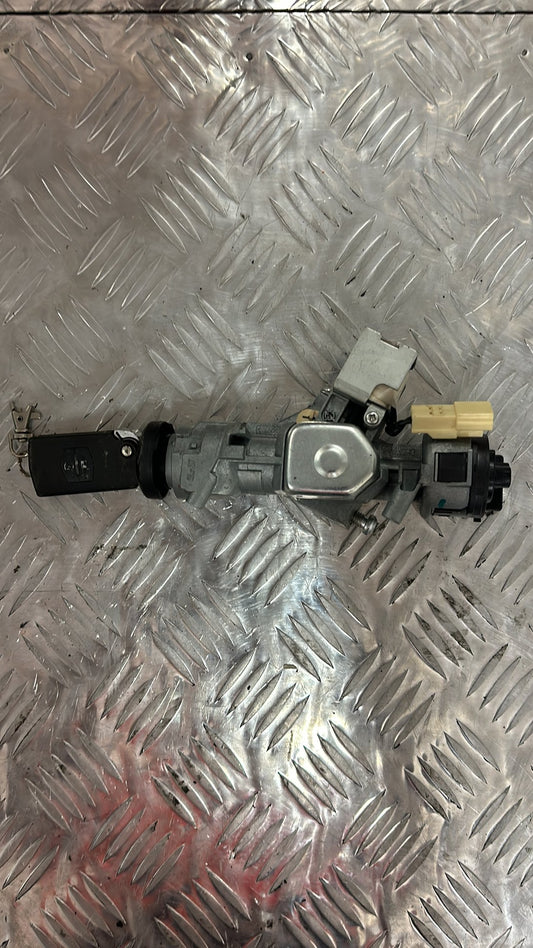 2003-2009 Mazda Axela BK*- Ignition With Key PN: SL-37