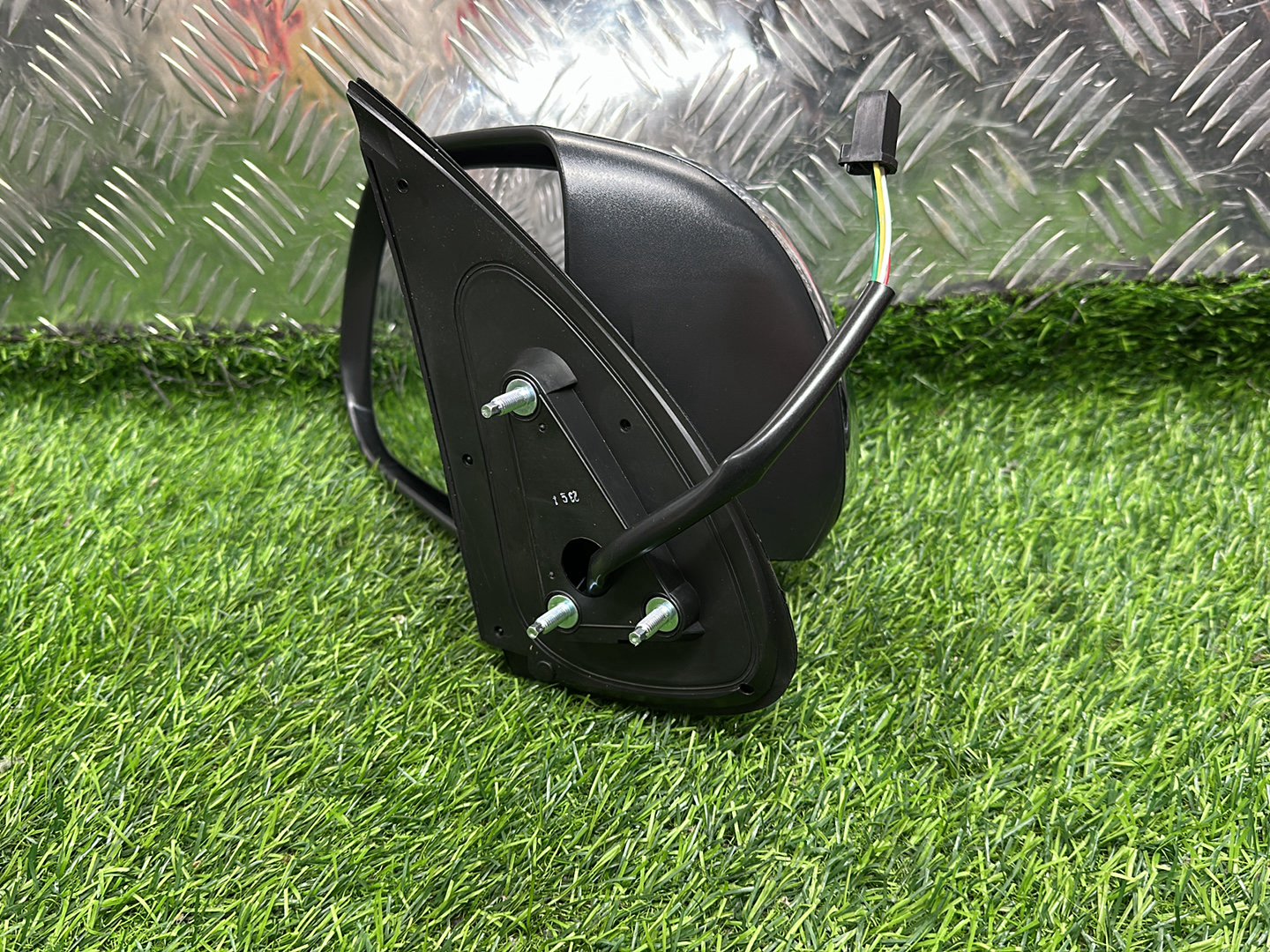 2012-2015 Toyota Hilux- Left Door Mirror PN: 5 WIRE TYPE