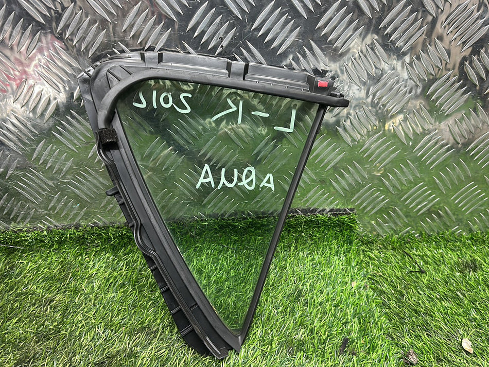 2011-2021 Toyota Aqua NHP10- Left Rear Quarter Door Glass PN: M28.08