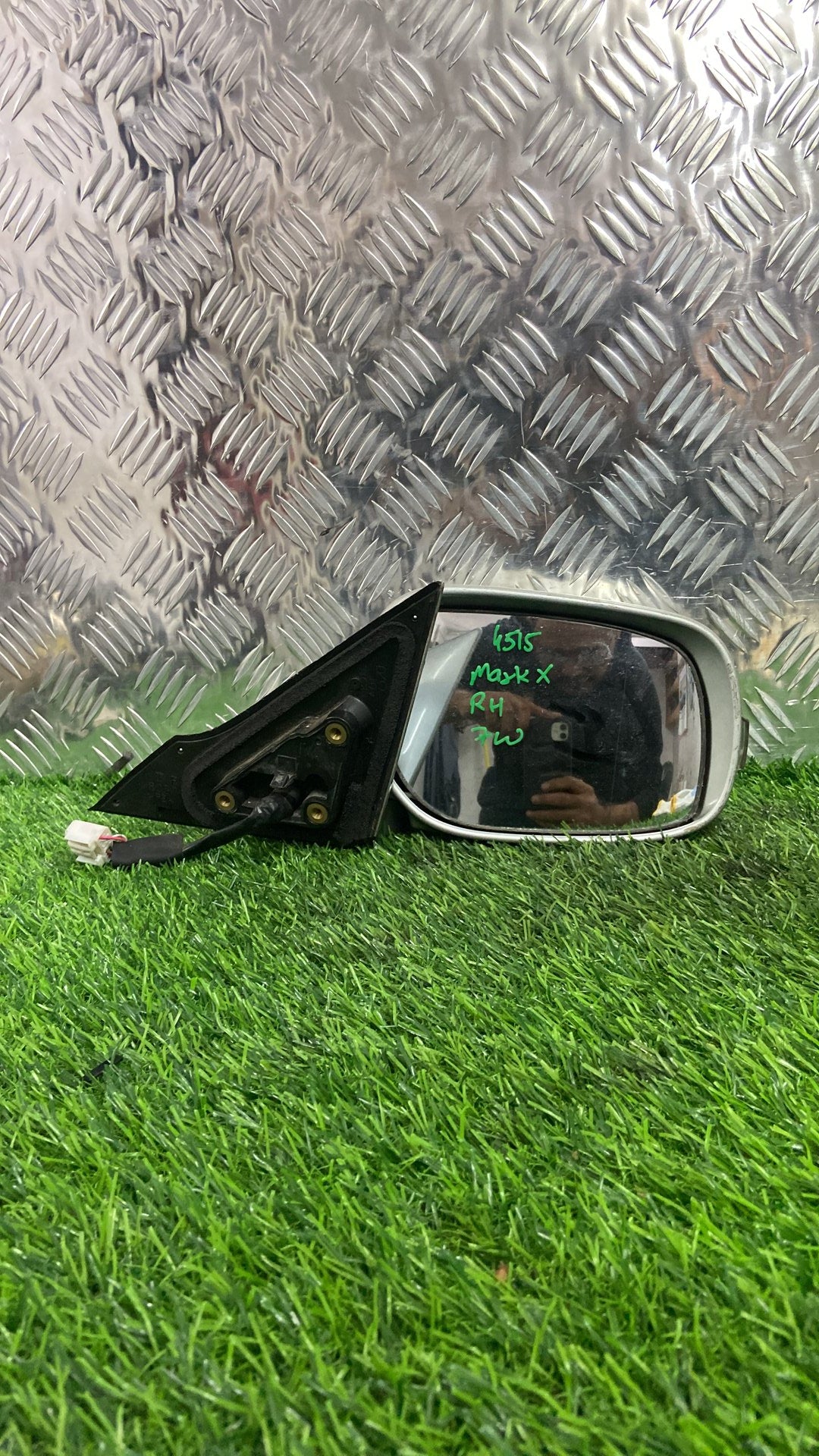Toyota Mark X Right Door Mirror 7 WIRE