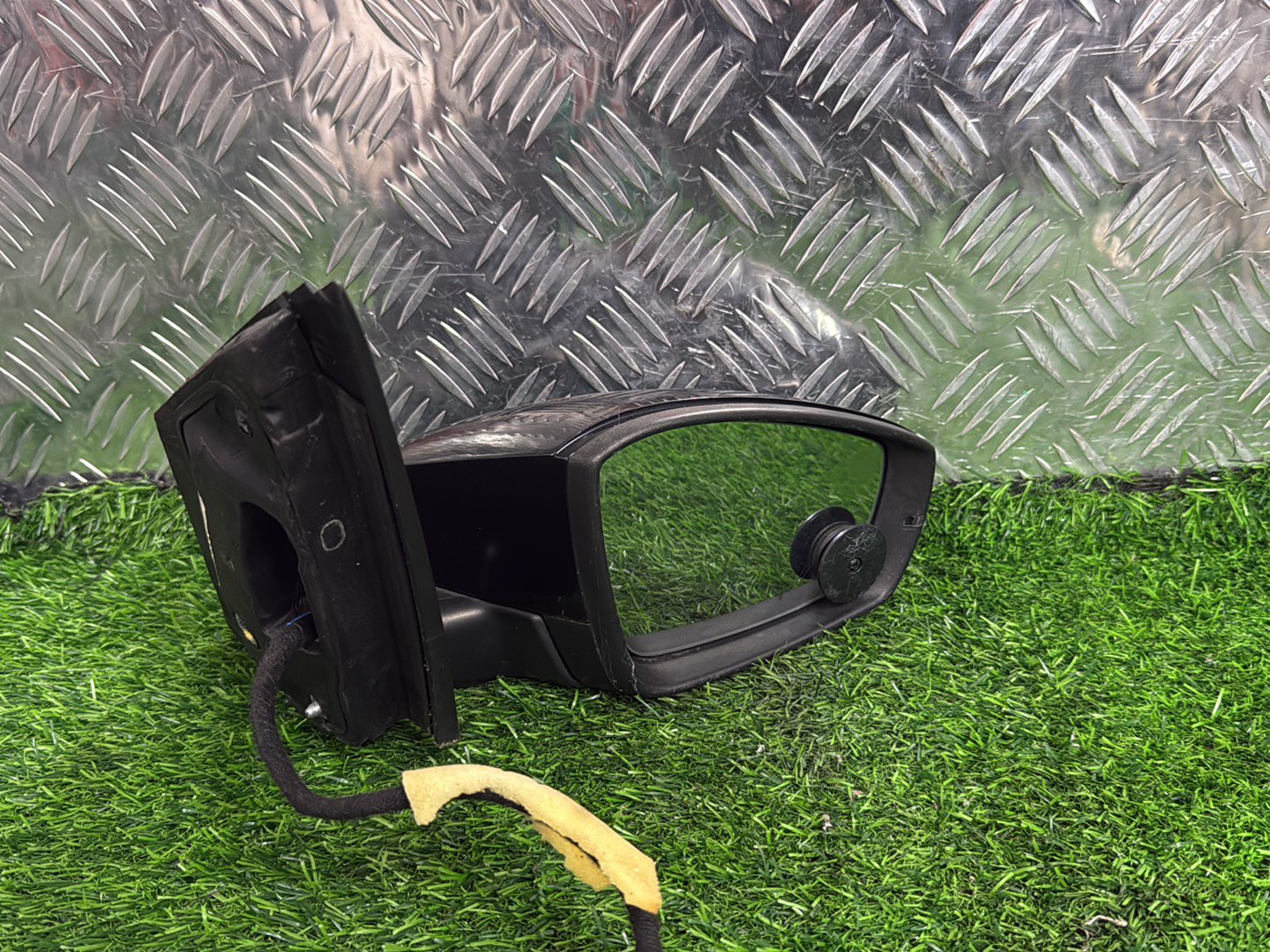2010 - 2014 Volkswagen Polo Right Door Mirror 8 Wires