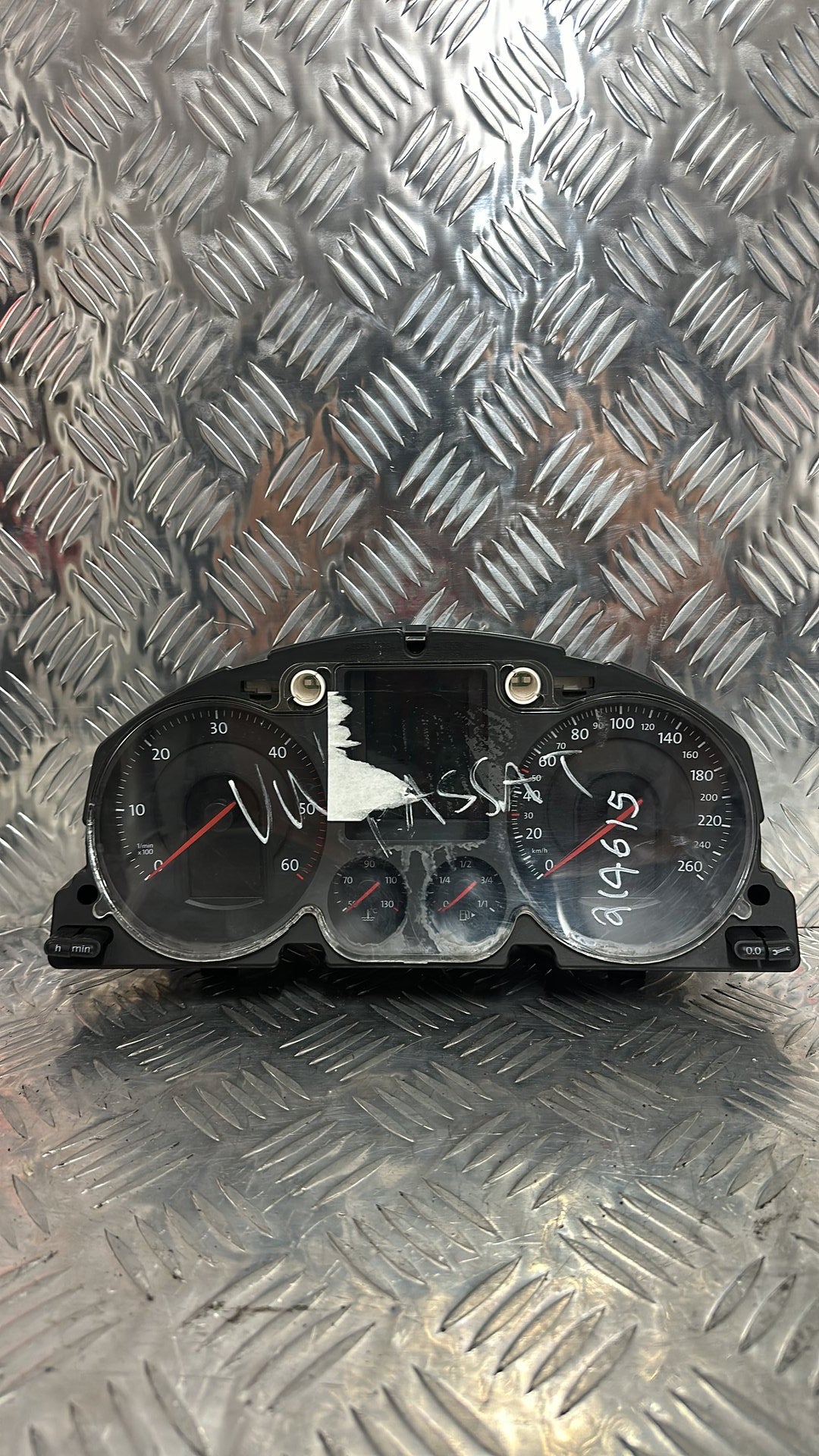 2005-2010 Volkswagen Passat 3C2- Instrument Cluster PN: A2C531941B1