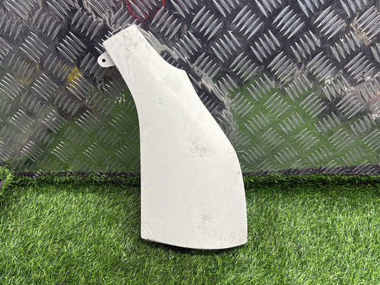 Toyota Hiace Right Front Guard