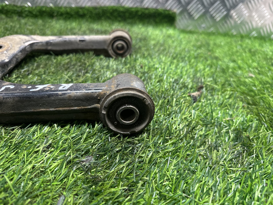 1996-2002 Toyota Hilux Surf - Right Front Upper Control Arm PN: