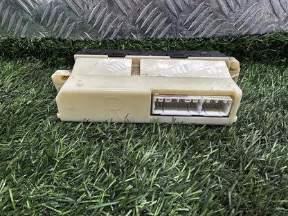 1995-2002 Toyota Hilux Surf - Climate Controller PN: 55900-35350