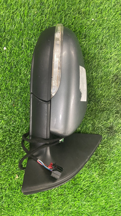2009 - 2013 Volkswagen Golf Right Door Mirror 6 WIRE