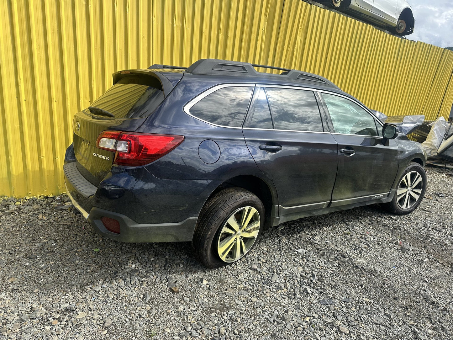 2020 Subaru Outback YL41858 WRECKING FOR PARTS ONLY