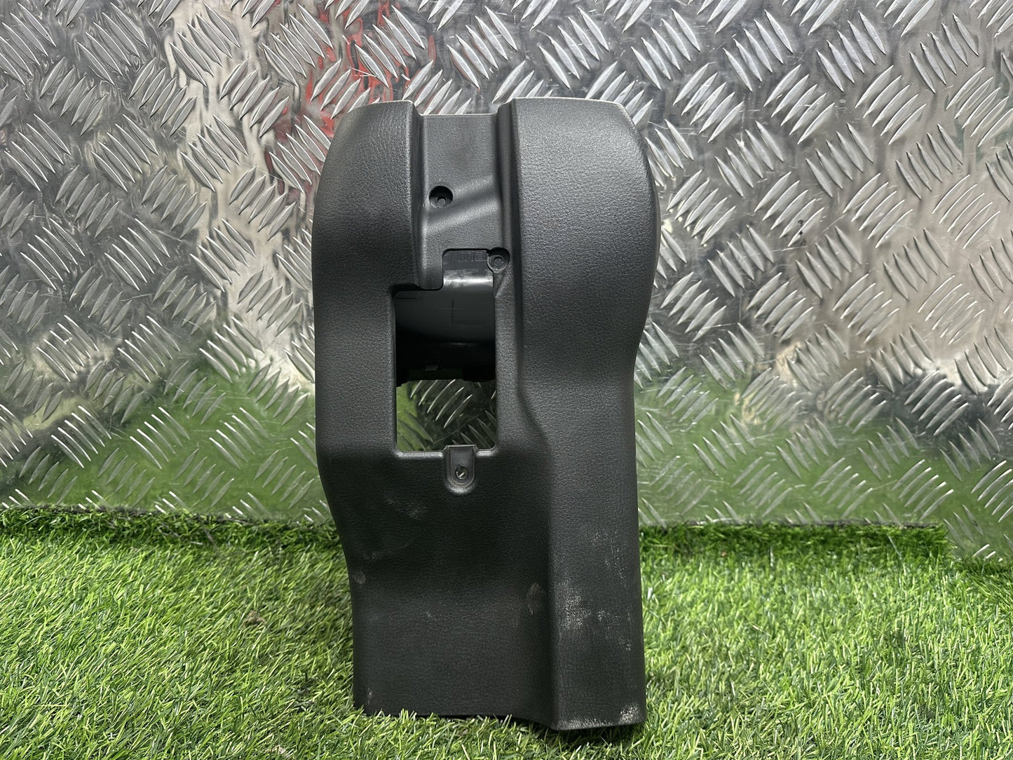2002-2007 Mazda Demio DY- Steering Column Shroud PN: