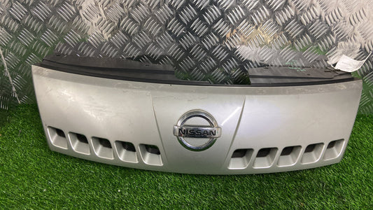 2005-2010 Nissan Serena C25- Grille PN: 62310CY301