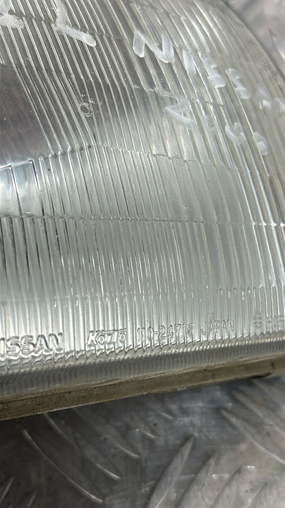 1997-2001 Nissan Navara Right Headlight Koito 110-24716