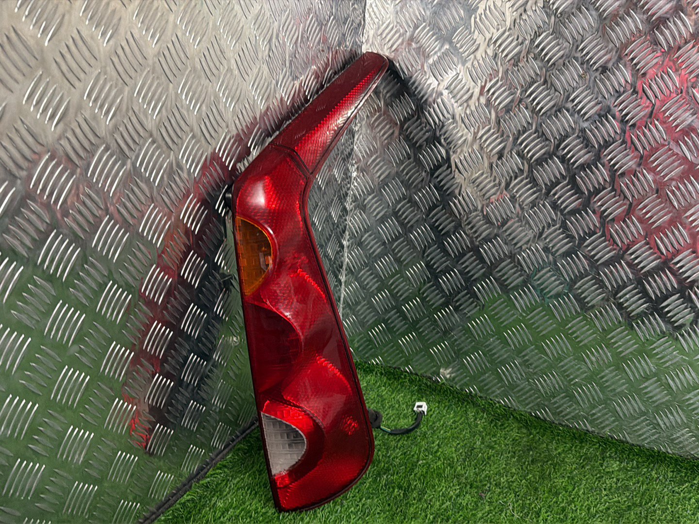 2004-2013 Nissan Note Right Taillight KOITO 220-63780
