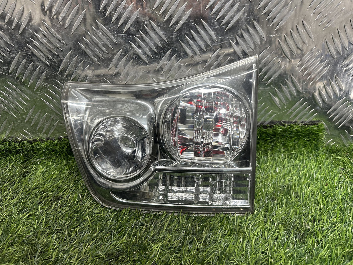 2003-2013 Toyota Harrier U30 - Right Tailgate Garnish PN: KOITO 48-41