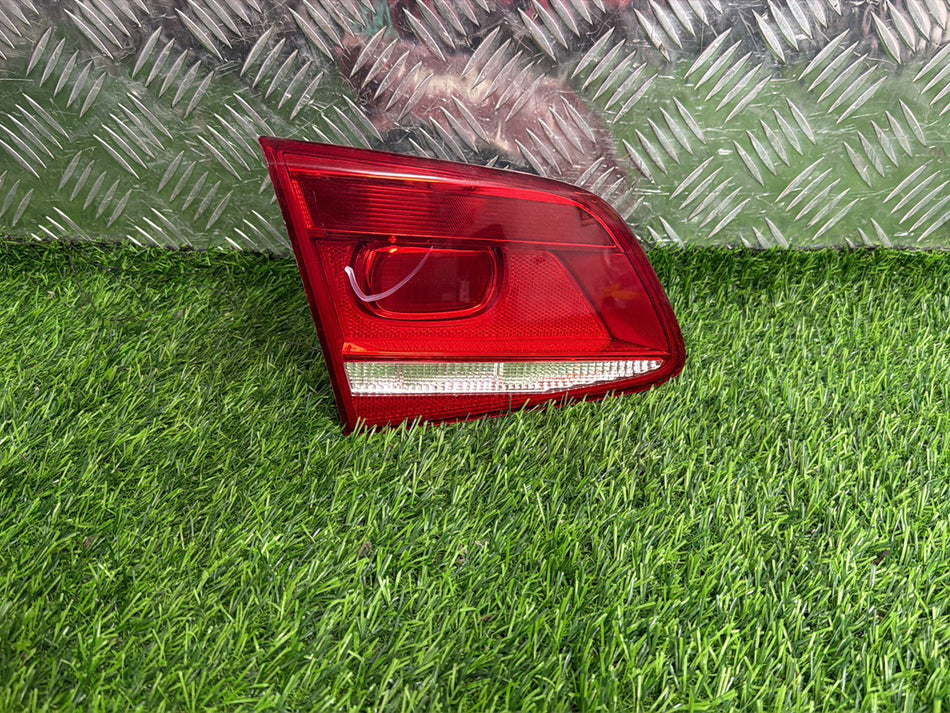 2010 - 2015 Volkswagen Passat Left Tailgate Garnish 3AE945093E