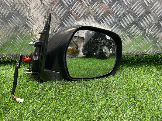 2004-2019 Toyota Hiace H200- Right Door Mirror PN: 3 WIRE TYPE