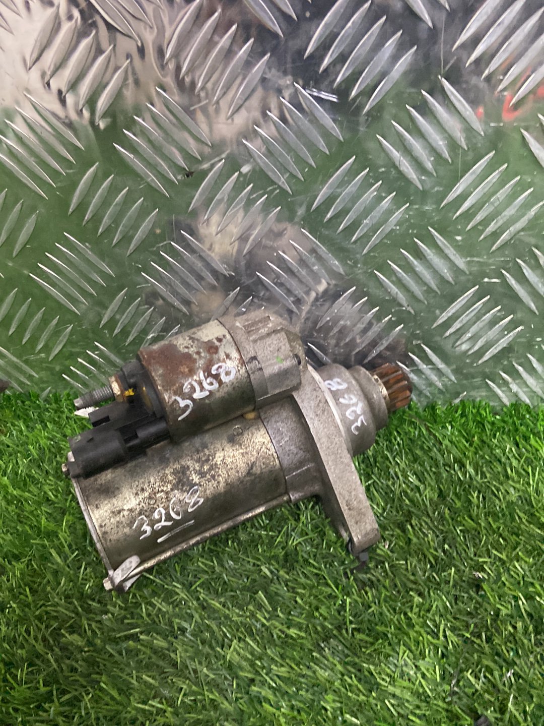 Volkswagen Golf Starter Motor 0AM91102