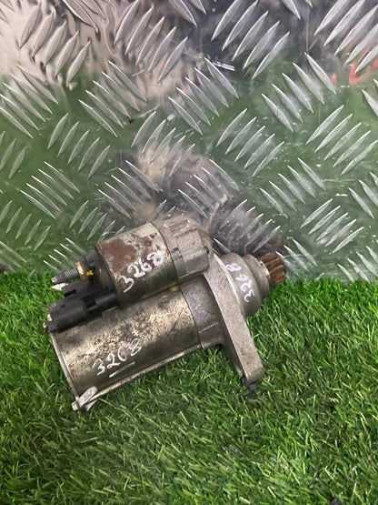Volkswagen Golf Starter Motor 0AM91102